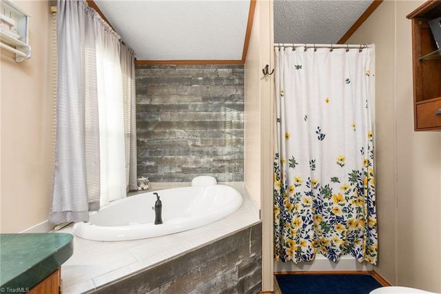 6381 Eagle Landing Drive, Trinity, NC 27370