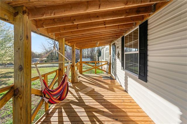 6381 Eagle Landing Drive, Trinity, NC 27370