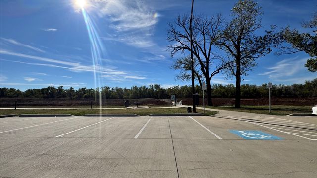 2800 E Lake Drive, Weatherford, TX 76087