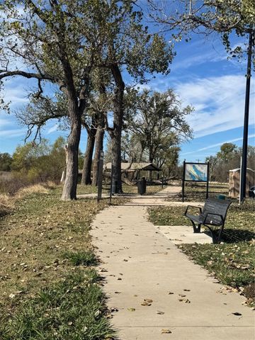 2800 E Lake Drive, Weatherford, TX 76087