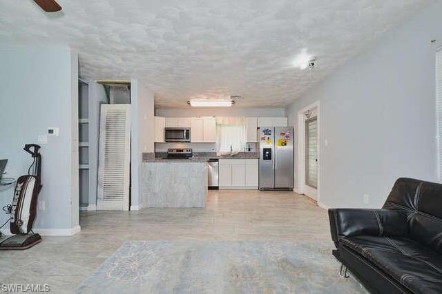 1637 Piney RD, North Fort Myers, FL 33903