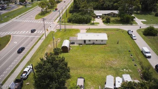 1637 Piney RD, North Fort Myers, FL 33903