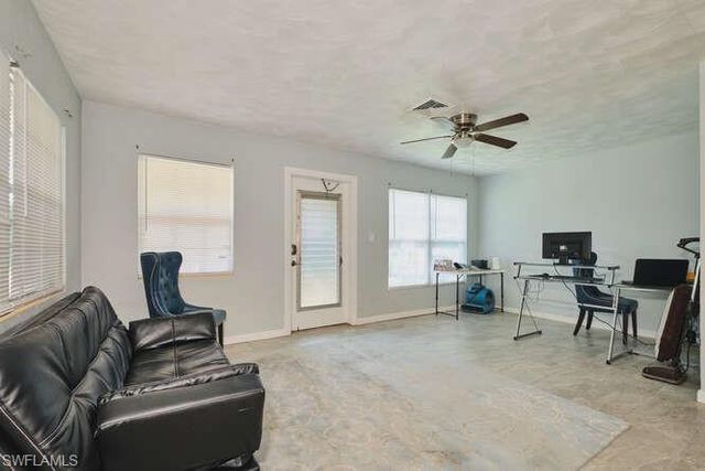 1637 Piney RD, North Fort Myers, FL 33903