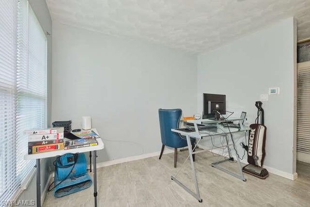 1637 Piney RD, North Fort Myers, FL 33903