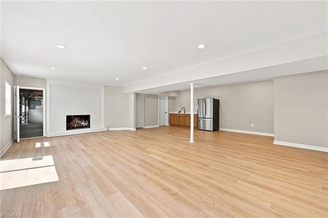 3539 New Walkertown Road, Winston-salem, NC 27105