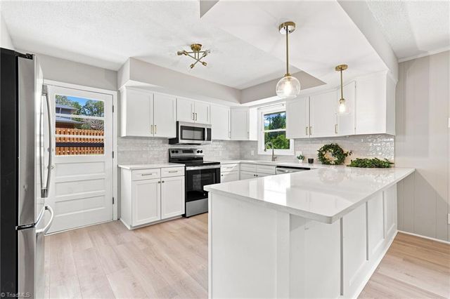 3539 New Walkertown Road, Winston-salem, NC 27105