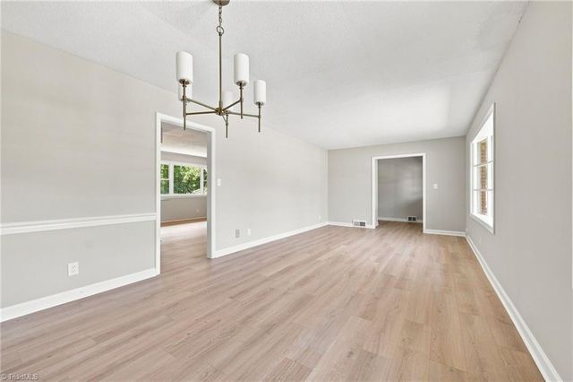 3539 New Walkertown Road, Winston-salem, NC 27105