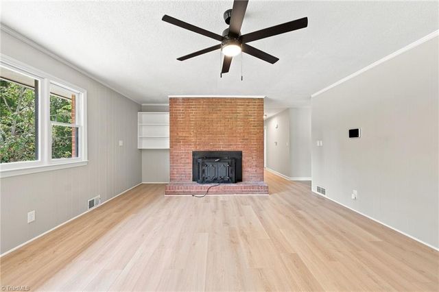 3539 New Walkertown Road, Winston-salem, NC 27105
