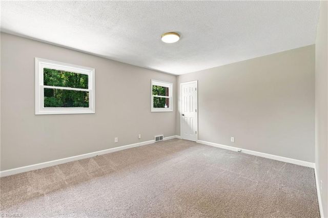 3539 New Walkertown Road, Winston-salem, NC 27105