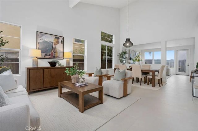 17 Hollyleaf, Aliso Viejo, CA 92656
