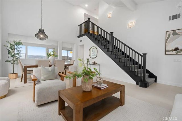 17 Hollyleaf, Aliso Viejo, CA 92656