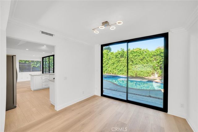 18839 Miranda, Tarzana, CA 91356