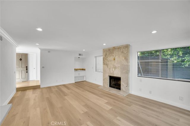 18839 Miranda, Tarzana, CA 91356