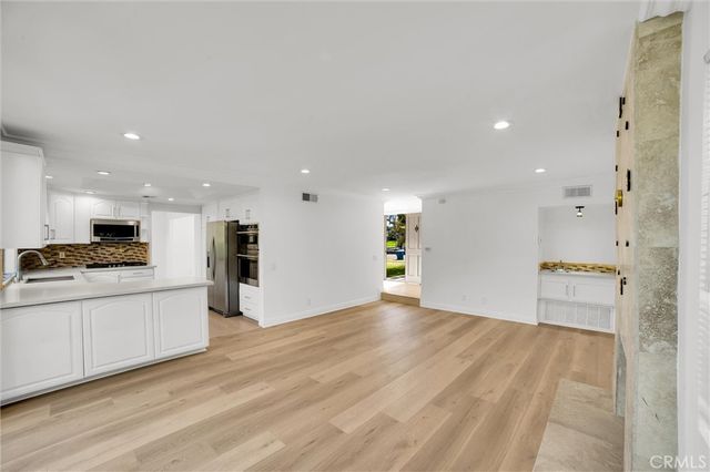 18839 Miranda, Tarzana, CA 91356