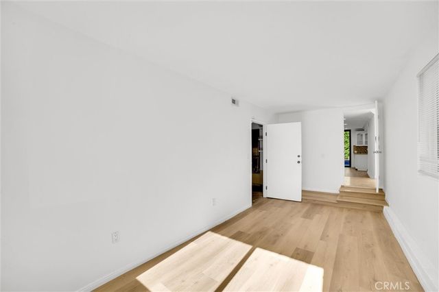 18839 Miranda, Tarzana, CA 91356