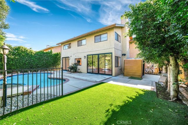 18839 Miranda, Tarzana, CA 91356