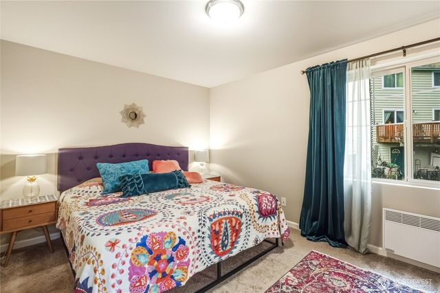 1776 Bungalow Way NE, Poulsbo, WA 98370