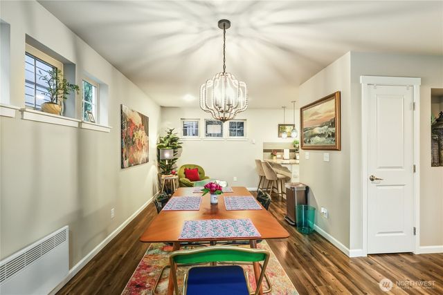 1776 Bungalow Way NE, Poulsbo, WA 98370