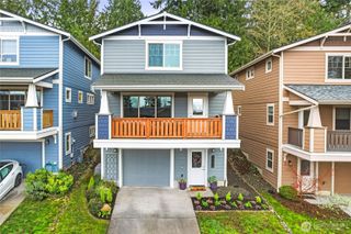 1776 Bungalow Way NE, Poulsbo, WA 98370