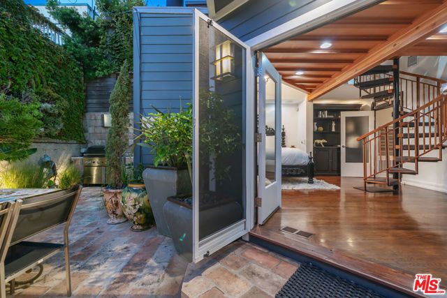 133 Ocean Park Boulevard, Santa Monica, CA 90405