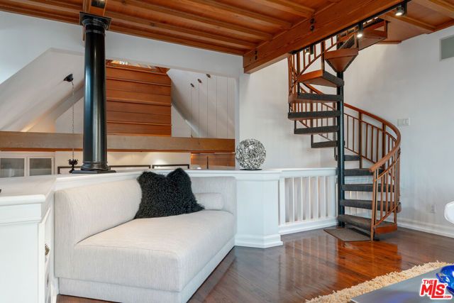 133 Ocean Park Boulevard, Santa Monica, CA 90405