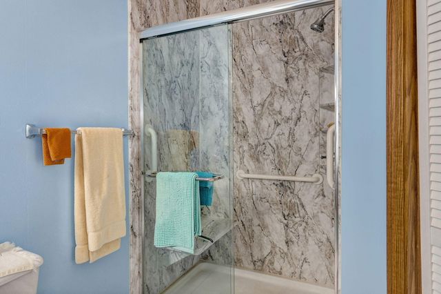 2518 S Pembrook Avenue, Springfield, MO 65807