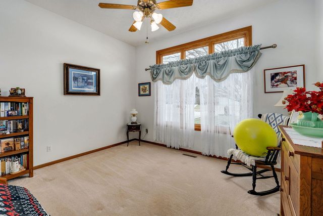 2518 S Pembrook Avenue, Springfield, MO 65807