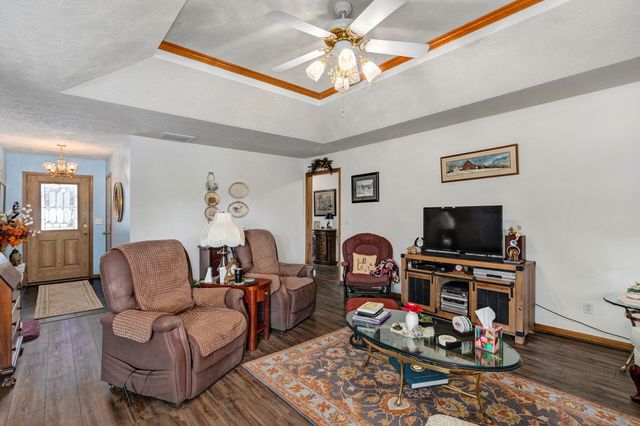 2518 S Pembrook Avenue, Springfield, MO 65807