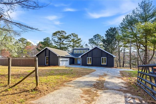 176 Mask Road, Fayetteville, GA 30215