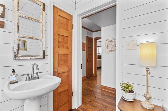 1720 East Drive, Beaumont, TX 77706