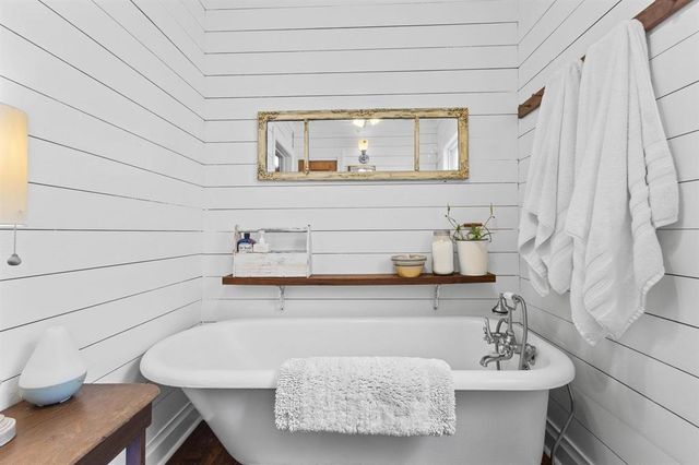 1720 East Drive, Beaumont, TX 77706