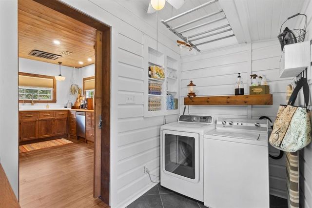 1720 East Drive, Beaumont, TX 77706