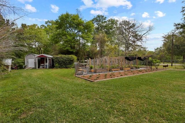 1720 East Drive, Beaumont, TX 77706