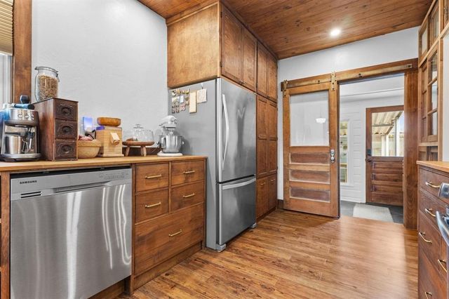 1720 East Drive, Beaumont, TX 77706