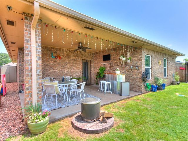 1613 Ginger Avenue, Moore, OK 73160