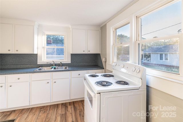 109 Cleveland Avenue, Albemarle, NC 28001