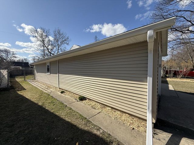 5433 N 55th STREET, Milwaukee, WI 53218