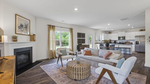 8440 Bramble Berry Ln, Ooltewah, TN 37363