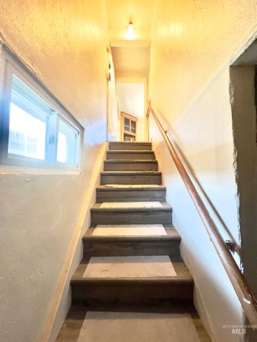 427 W 6th Ave, Jerome, ID 83338