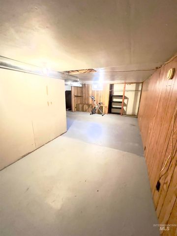 427 W 6th Ave, Jerome, ID 83338