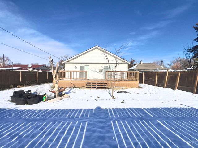 427 W 6th Ave, Jerome, ID 83338
