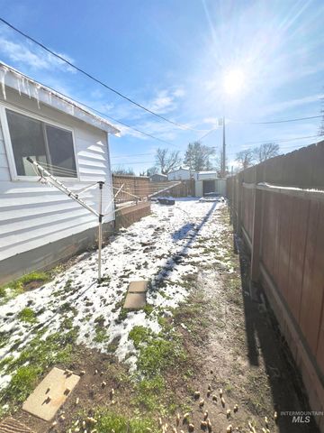 427 W 6th Ave, Jerome, ID 83338