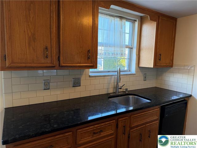 415 North Fenwick Street, Allentown City, PA 18109