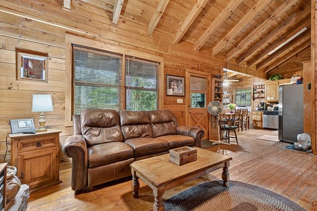 137 Welch Lane, Copperhill, TN 37317