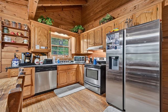 137 Welch Lane, Copperhill, TN 37317