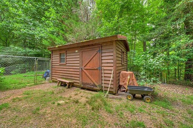 137 Welch Lane, Copperhill, TN 37317