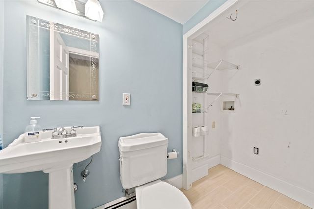 30 Roseen Rd, Holbrook, MA 02343