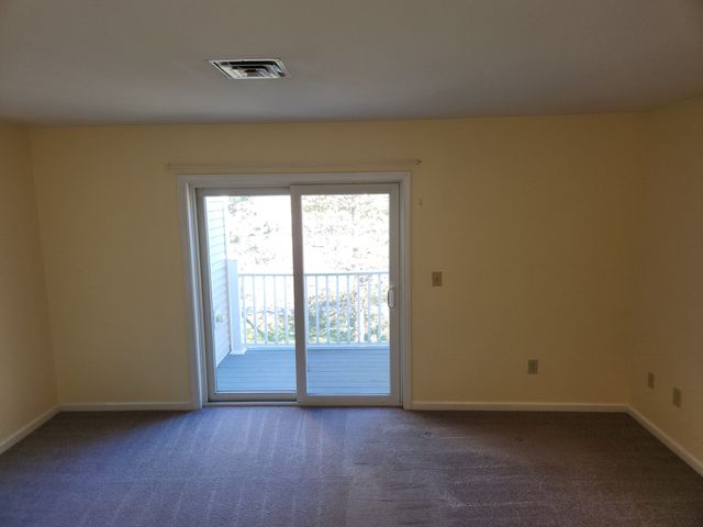 511 Main St D, Groton, MA 01450