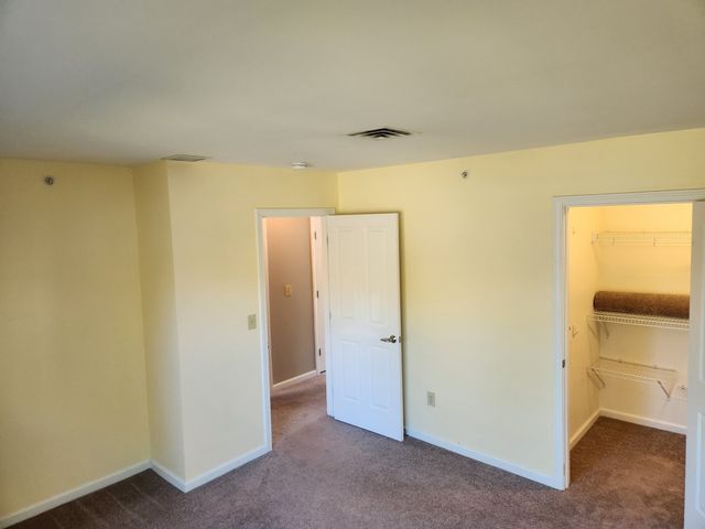 511 Main St D, Groton, MA 01450