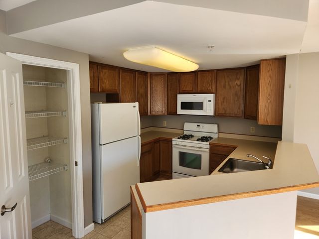 511 Main St D, Groton, MA 01450